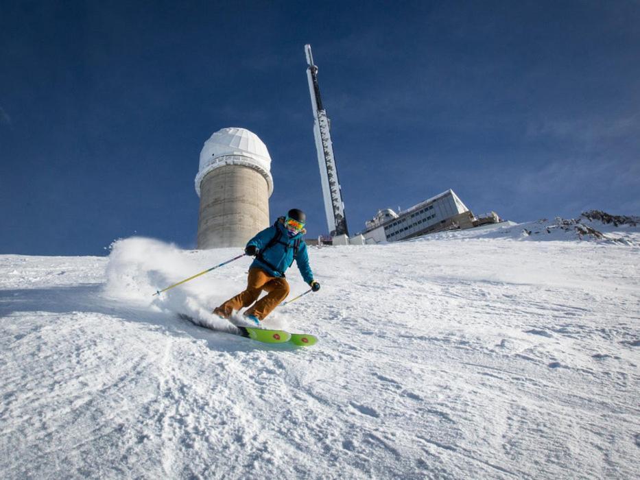 Studio Sur Les Pistes Bagnères-de-Bigorre Buitenkant foto